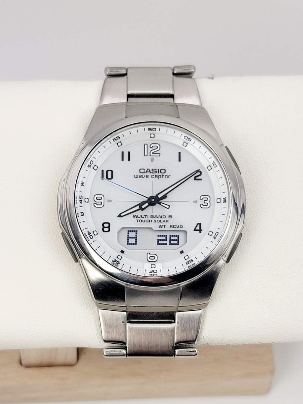 Casio Wave Ceptor WVA-M600 Tough Solar Multiband 6 Ana-Digi White Dial Watch